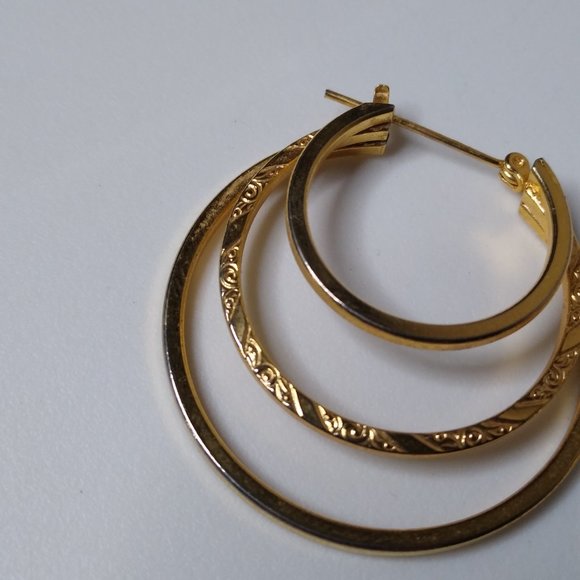 Circular Metal Layered Hoop Earrings - Picture 6 of 15